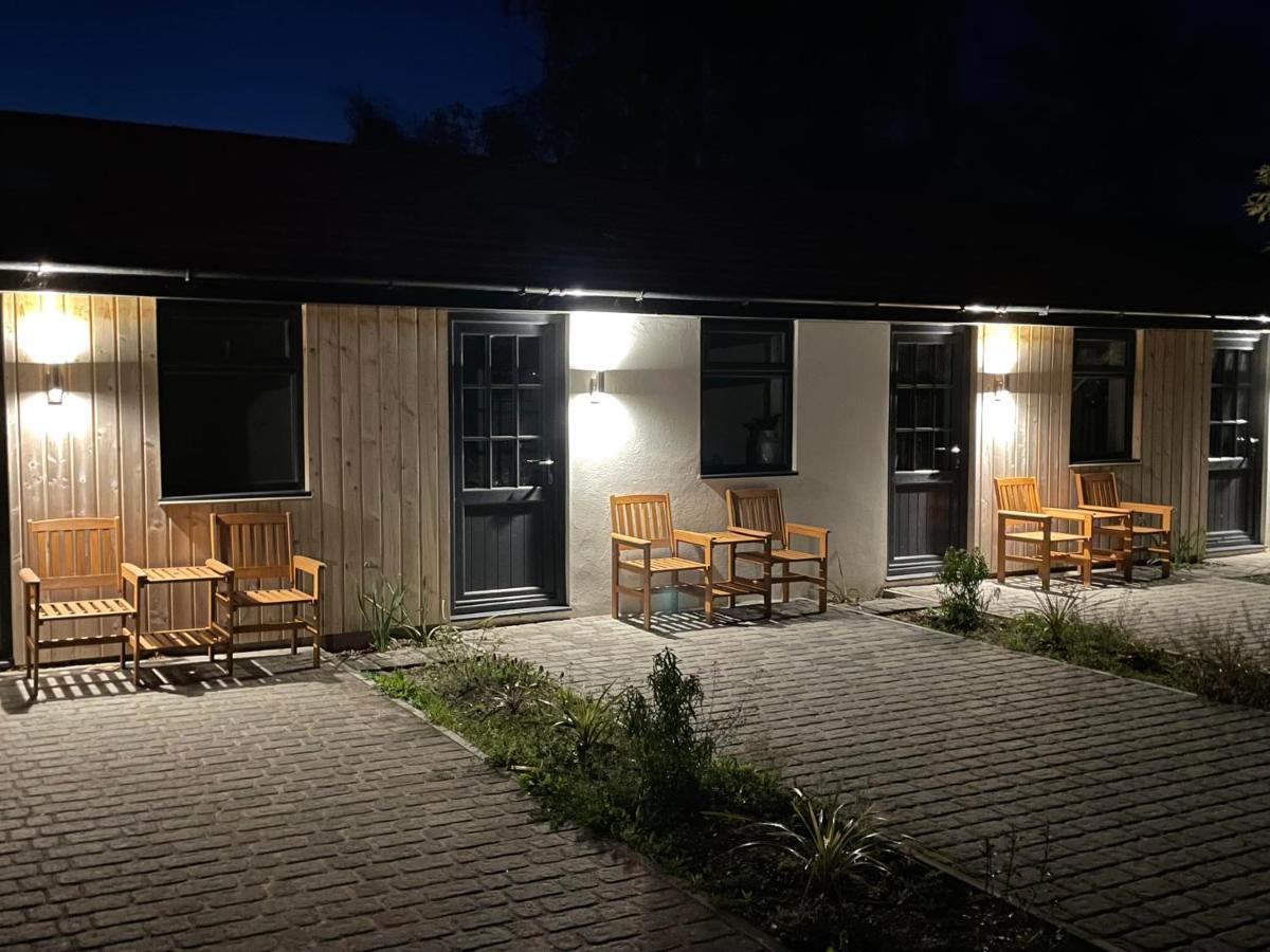 The Bearded Goat Den - A Rural Retreat At This Modern Holiday Cottage Saint Leonards Extérieur photo